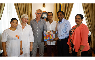 President Danny Faure welcomed representatives of Arterial Network Seychelles (ANS) at State House .