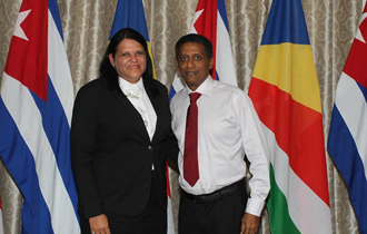 The President of the Republic, Mr Danny Faure, met with the Vice-President of the Council of State of Cuba at State House for a tête-à-tête meeting, where the two leaders discussed state affairs