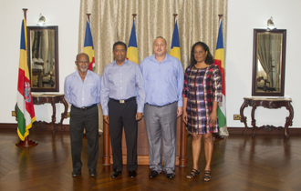 President Danny Faure, witnessed the swearing-in of a new member of the Electoral Commission of Seychelles, Mr Norlis Rose-Hoareau, during a swearing-in ceremony held at State House.