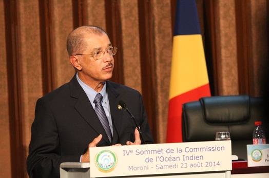 Discours du Président James Michel au 4e Sommet des Chefs D’Etat et de Gouvernement de la Commission de L’océan Indien, Moroni, Comores Discours du Président James Michel au 4e Sommet des Chefs D’Etat et de Gouvernement de la Commission de L’océan Indien, Moroni, Comores