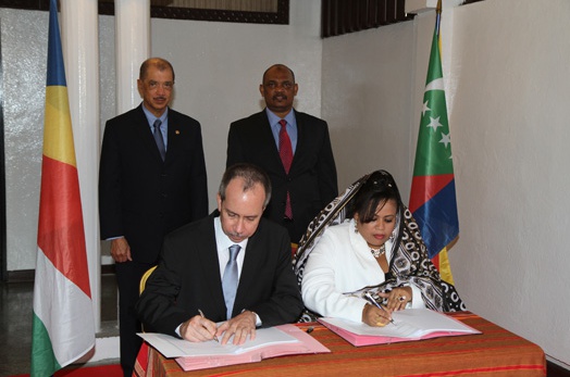 Les Seychelles et l’Union des Comores renforcent leurs relations d'amitié Les Seychelles et l’Union des Comores renforcent leurs relations d'amitié