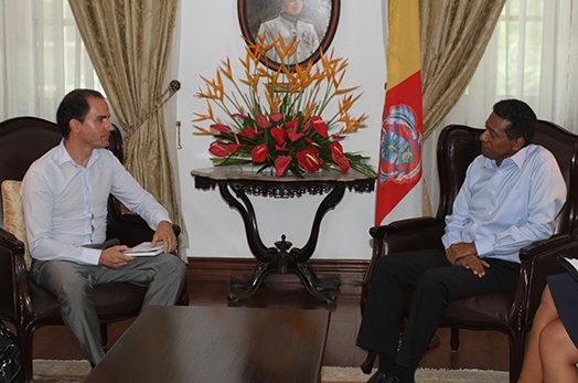 President Faure receives UNODC Regional Representative for Eastern Africa to Seychelles President Faure receives UNODC Regional Representative for Eastern Africa to Seychelles