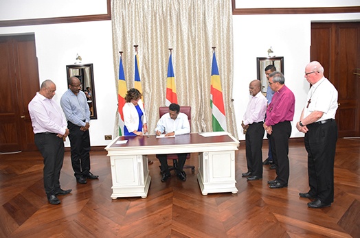 President Faure assents to the Truth, Reconciliation and National Unity Commission Act 2018 President Faure assents to the Truth, Reconciliation and National Unity Commission Act 2018
