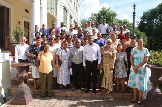 President Faure celebrates long-serving retirees from the public sector President Faure celebrates long-serving retirees from the public sector