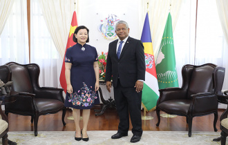 Le Président Ramkalawan et l'Ambassadrice Guo satisfaits des relations sino-seychelloises