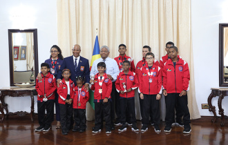 President Ramkalawan meets Head of School of the Northern Tang Soo Do Studio and its young karatekas