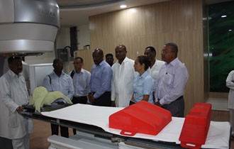 Vice-President Meriton visits the Madras Institute of Orthopedics and Traumatology (MIOT) in Chennai India