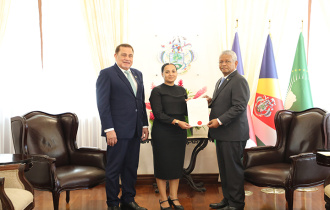 New Ambassador Extraordinary and Plenipotentiary of Seychelles Receives Instruments of Appointment