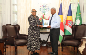 Governor of the Central Bank of Seychelles Presents CBS Annual Report 2024 to the President